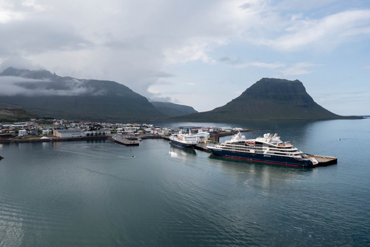 Sigurborg landar afla í Grundarfirði
